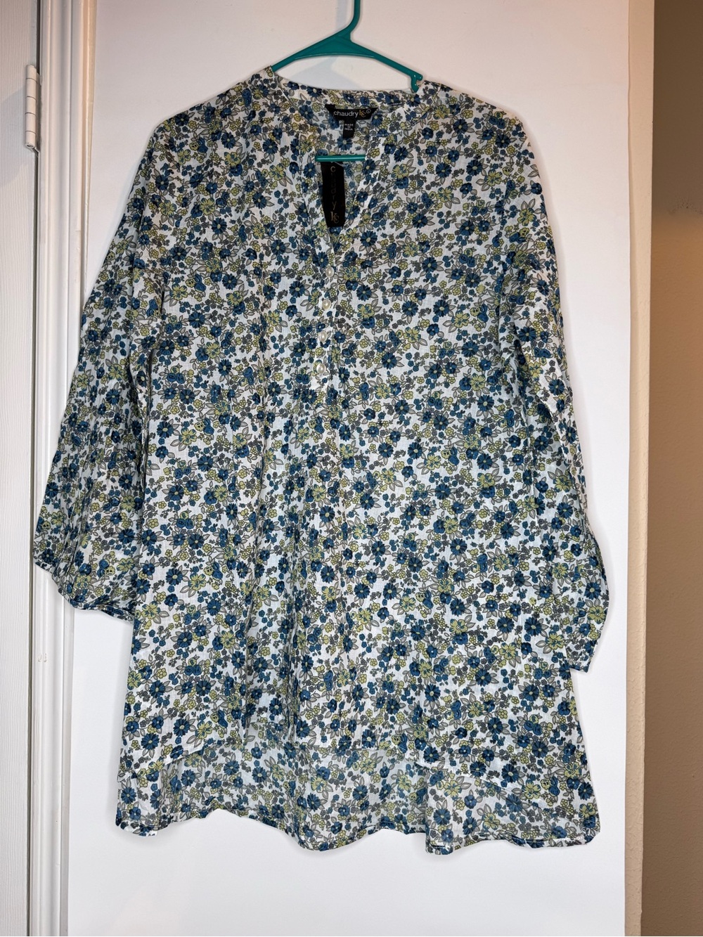 Croft & Barrow Blue and Green Floral Tunic Top